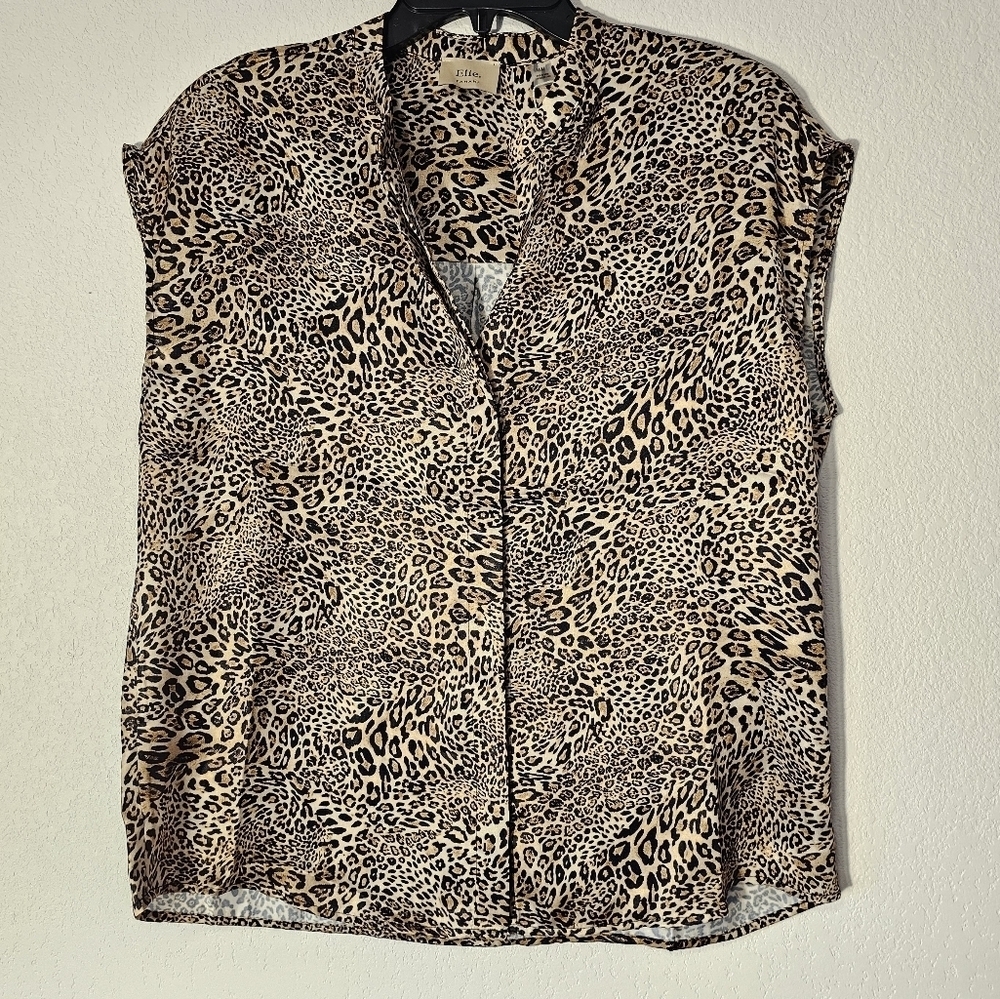 Elie Tahari Cheetah Animal Print Blouse NWT Women's Size Medium